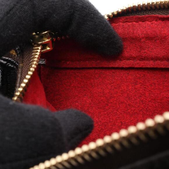 LOUIS VUITTON Brown Monogram Leather Shoulder Bag - Picture 6 of 11